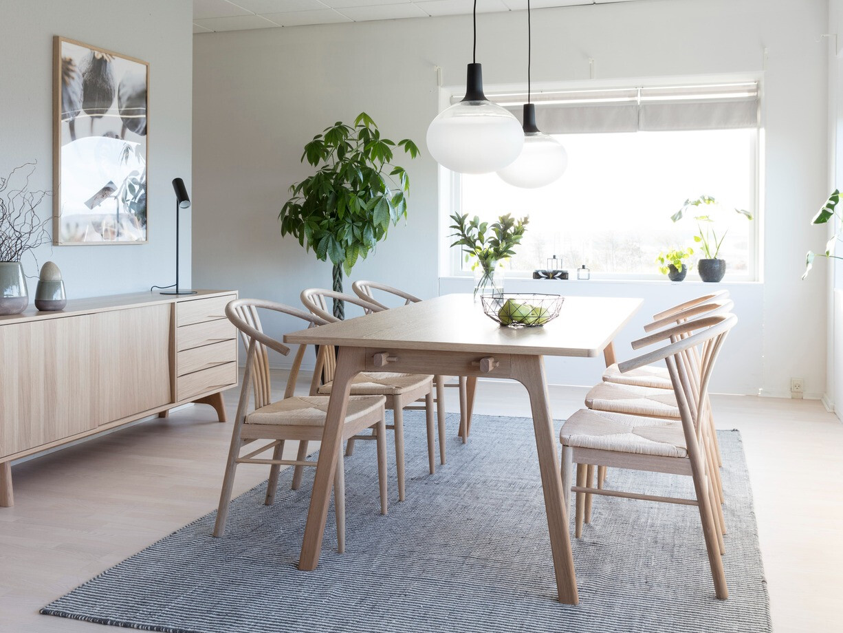 Chaise Norsica 463 (Chêne blanchi + Brun clair)