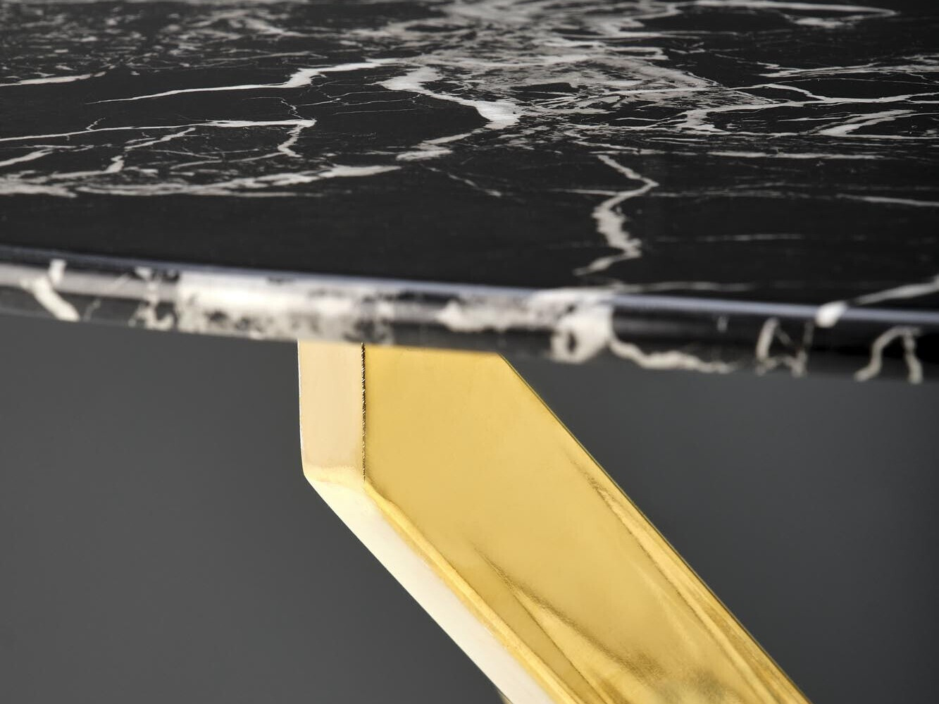 Table Houston 1538 (Doré + Marbre noir)