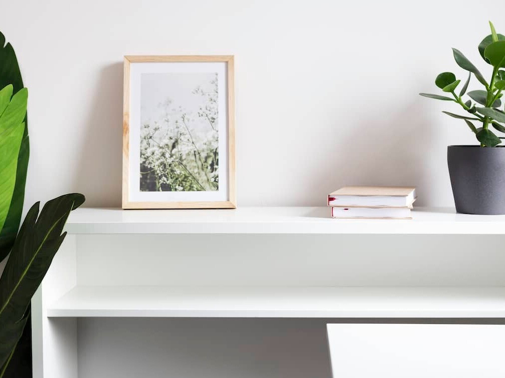 Bureau d'angle Concept Lenart III (Blanc + Blanc brillant)