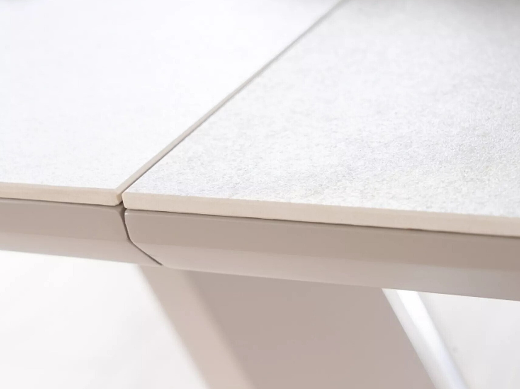 Table Detroit 116 (Marbre gris + Gris)