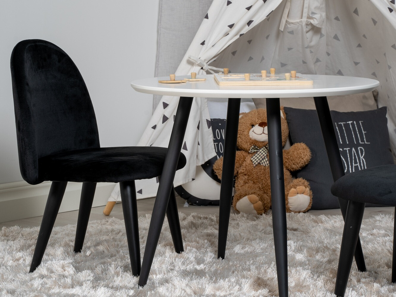 Chaise pour enfant Dallas 165 (Noir)