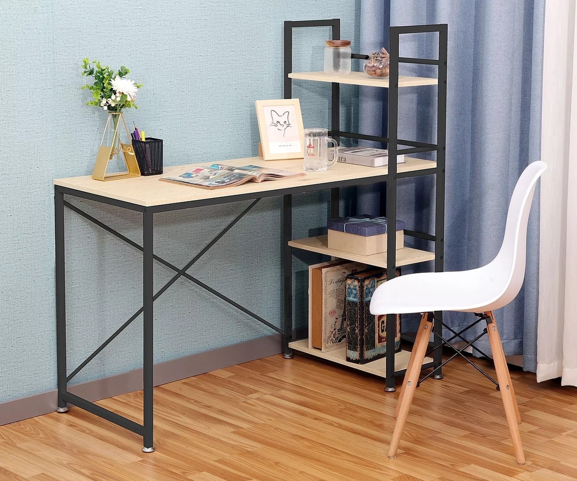 Bureau Detroit 527