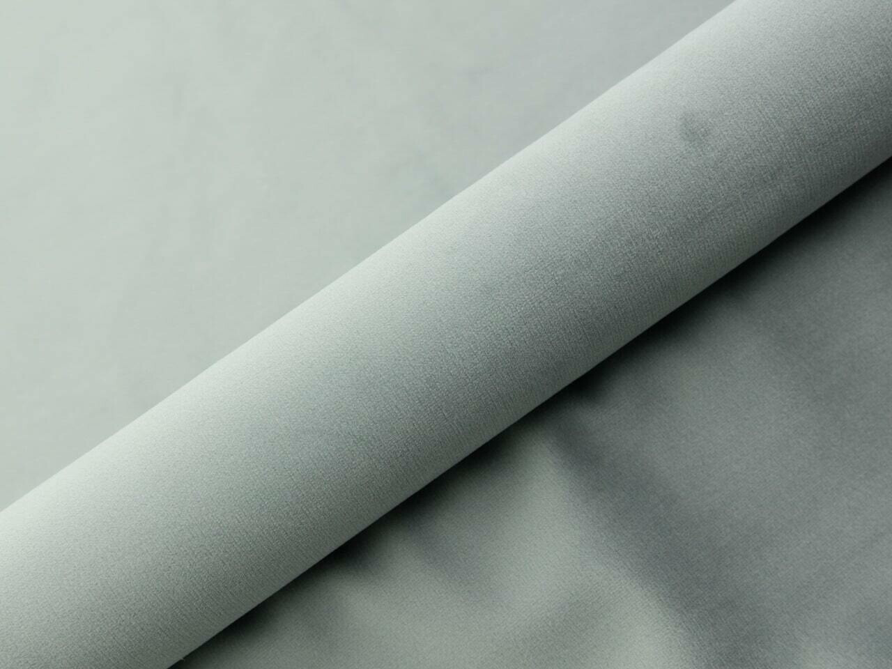 Lit boxspring Martinez 105 (Magic Velvet 2240)