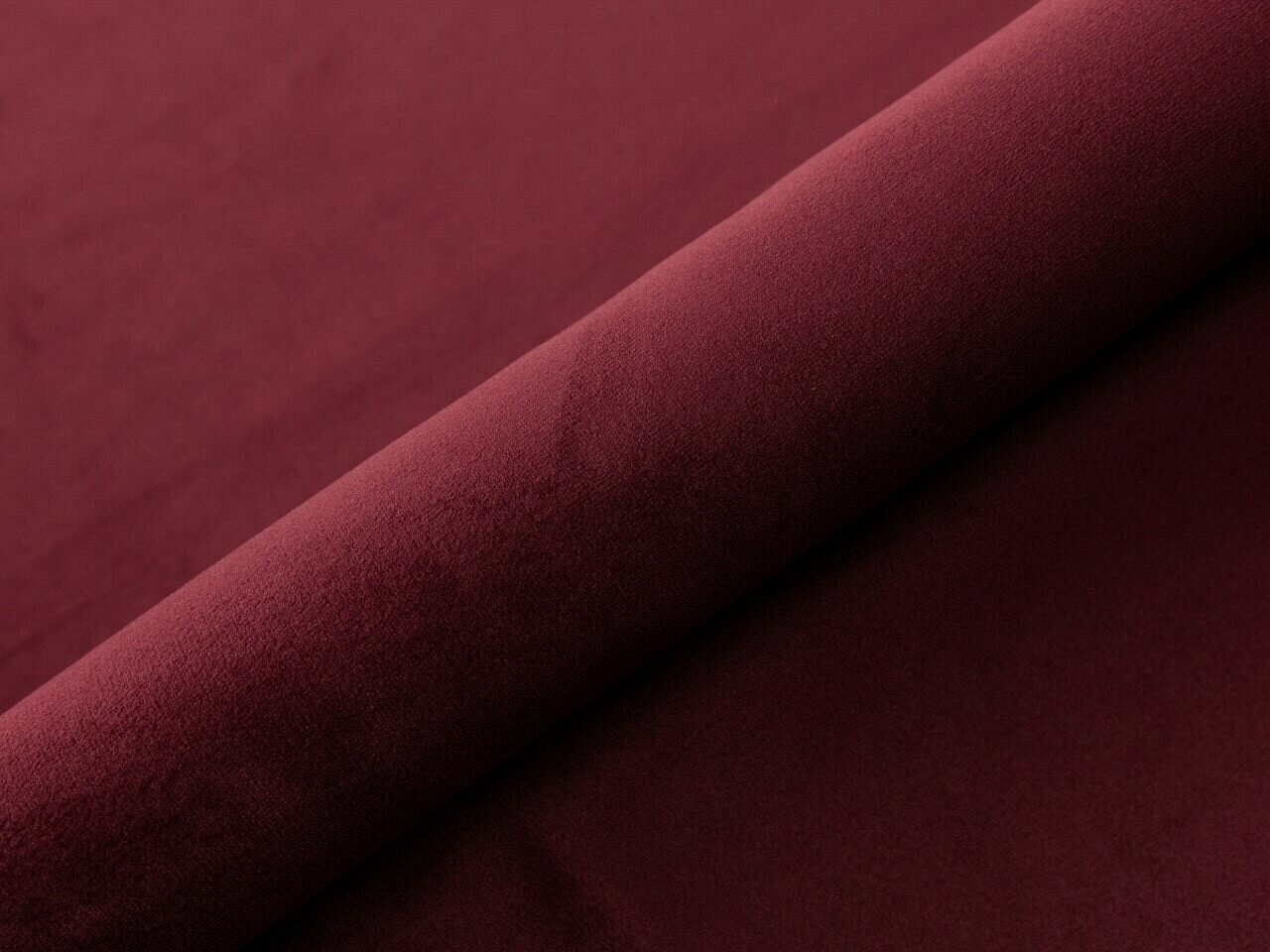 Lit boxspring Martinez 114 (Magic Velvet 2229)