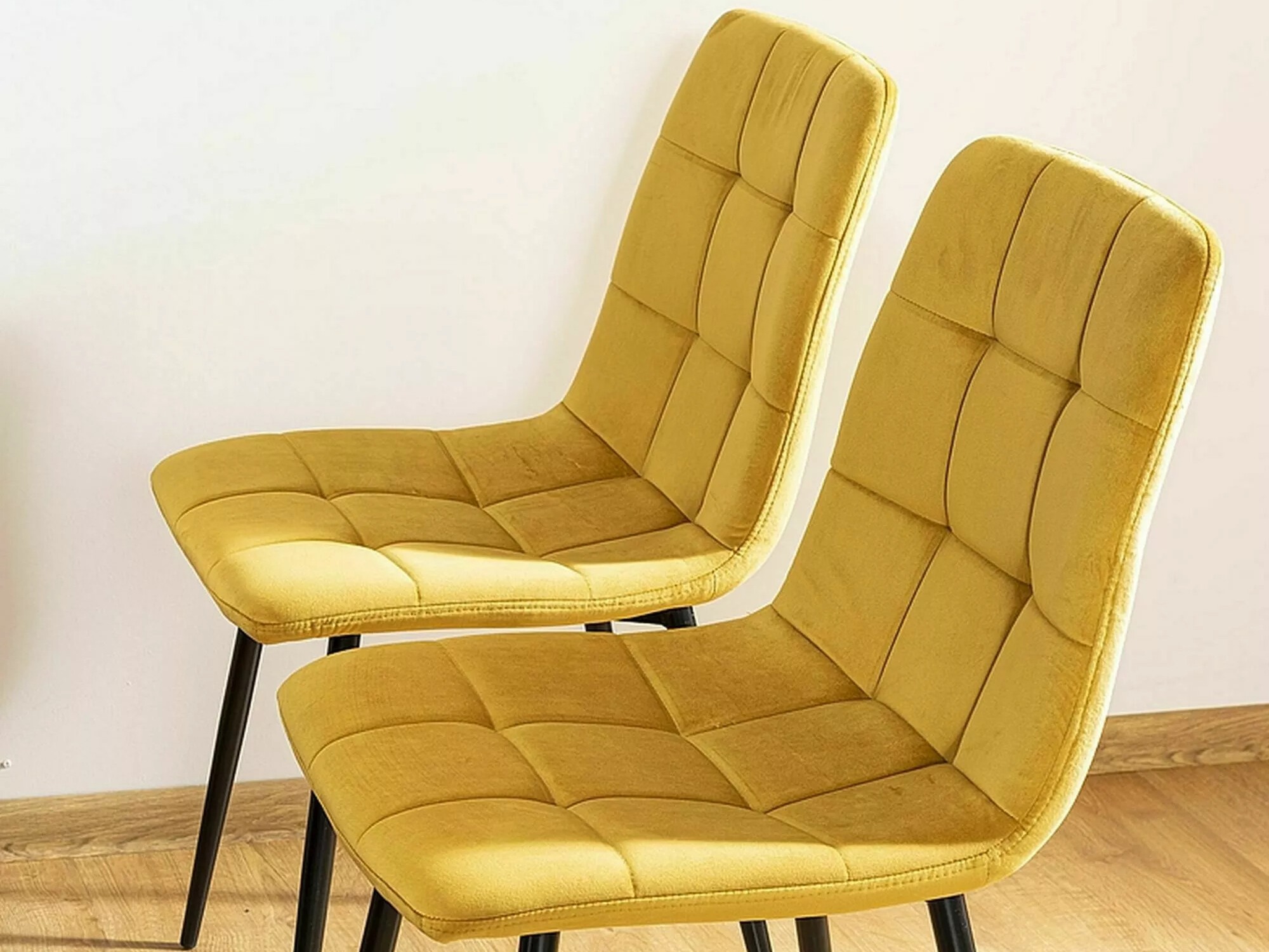 Chaise Detroit 755 (Bluvel 68)