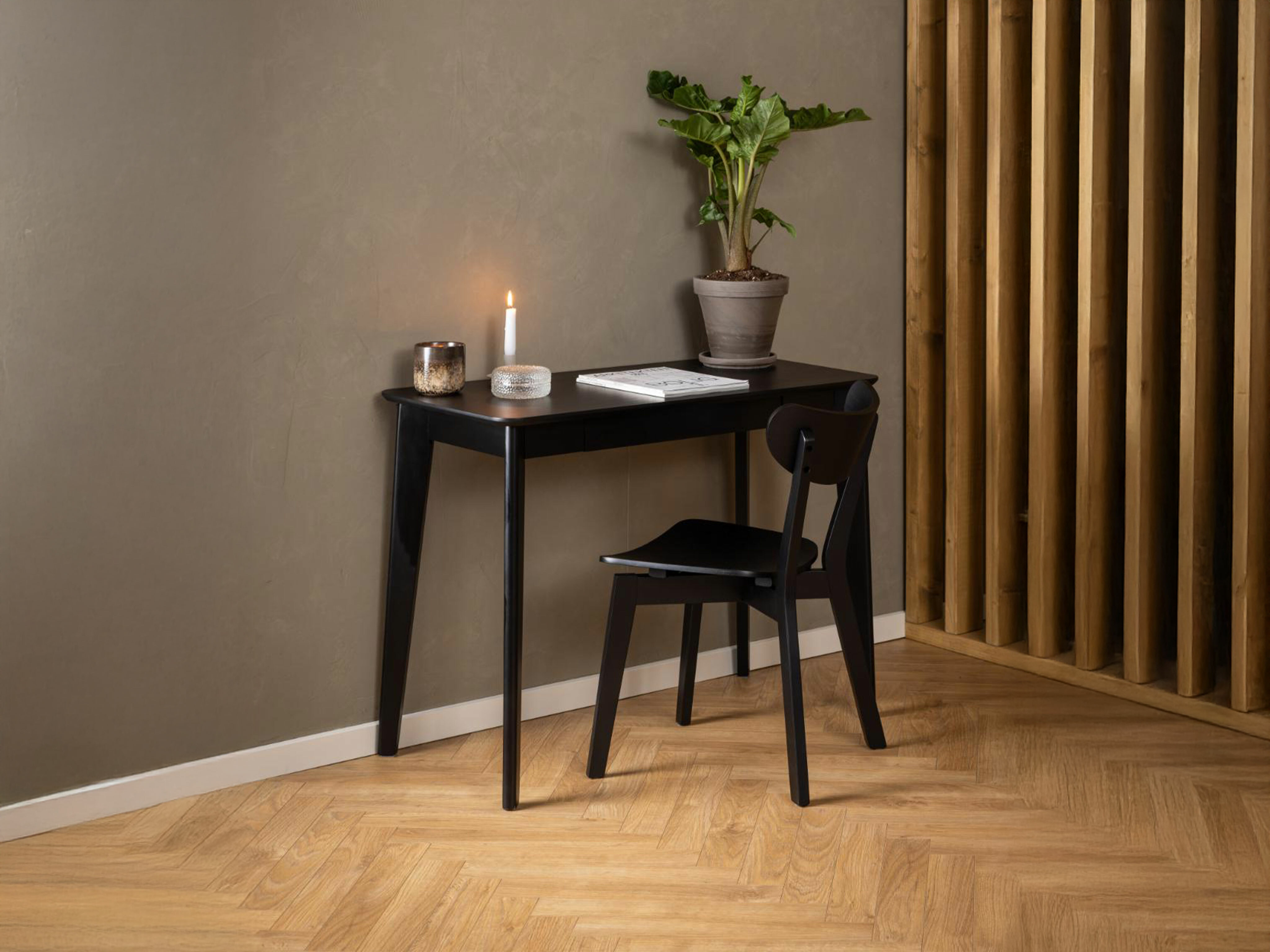 Chaise Norsica 319 (Chêne noir + Noir)