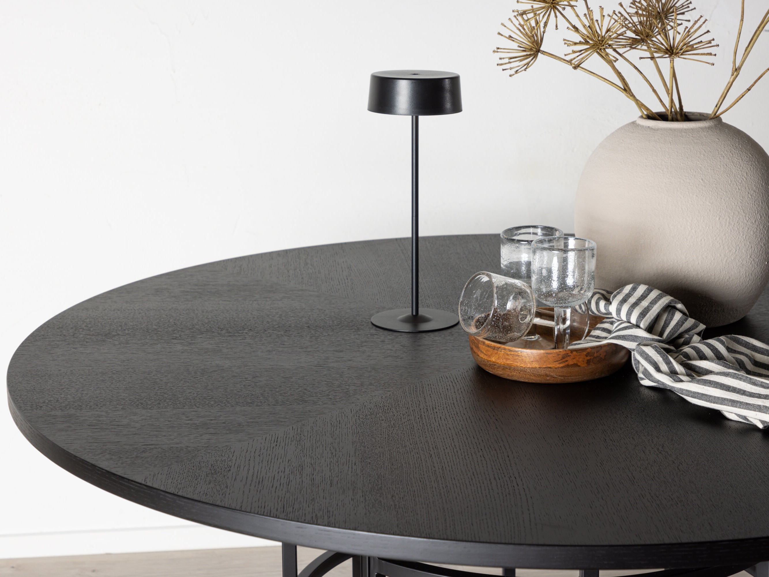 Table Dallas 243 (Noir)