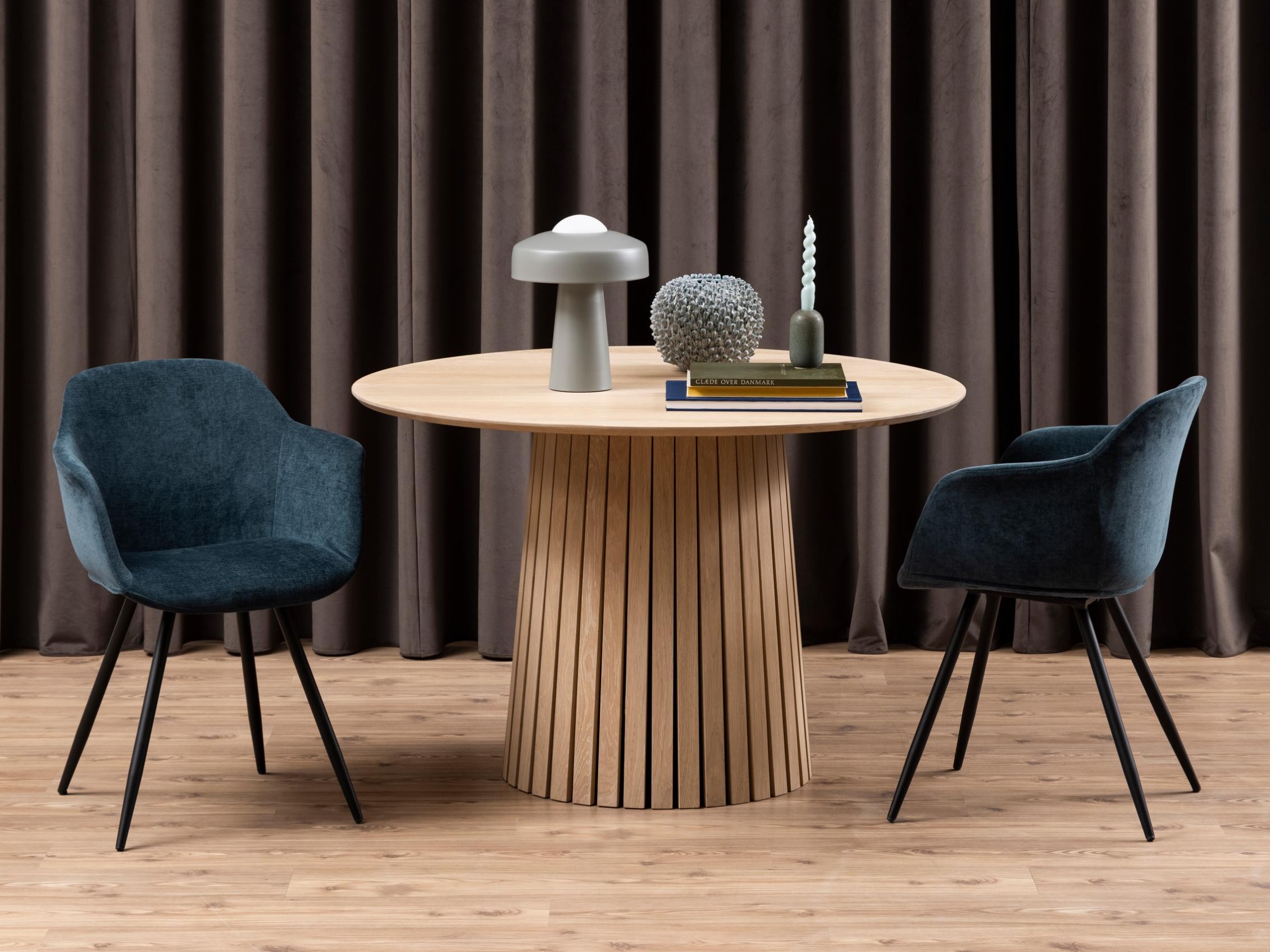 Table Norsica 625 (Chêne clair)