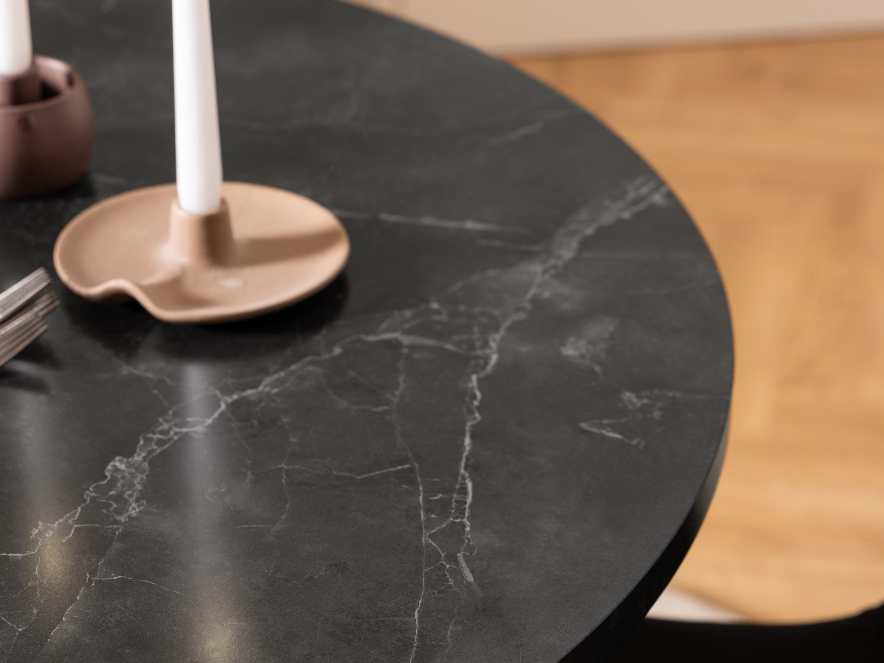 Table Norsica 309 (Marbre noir + Noir)