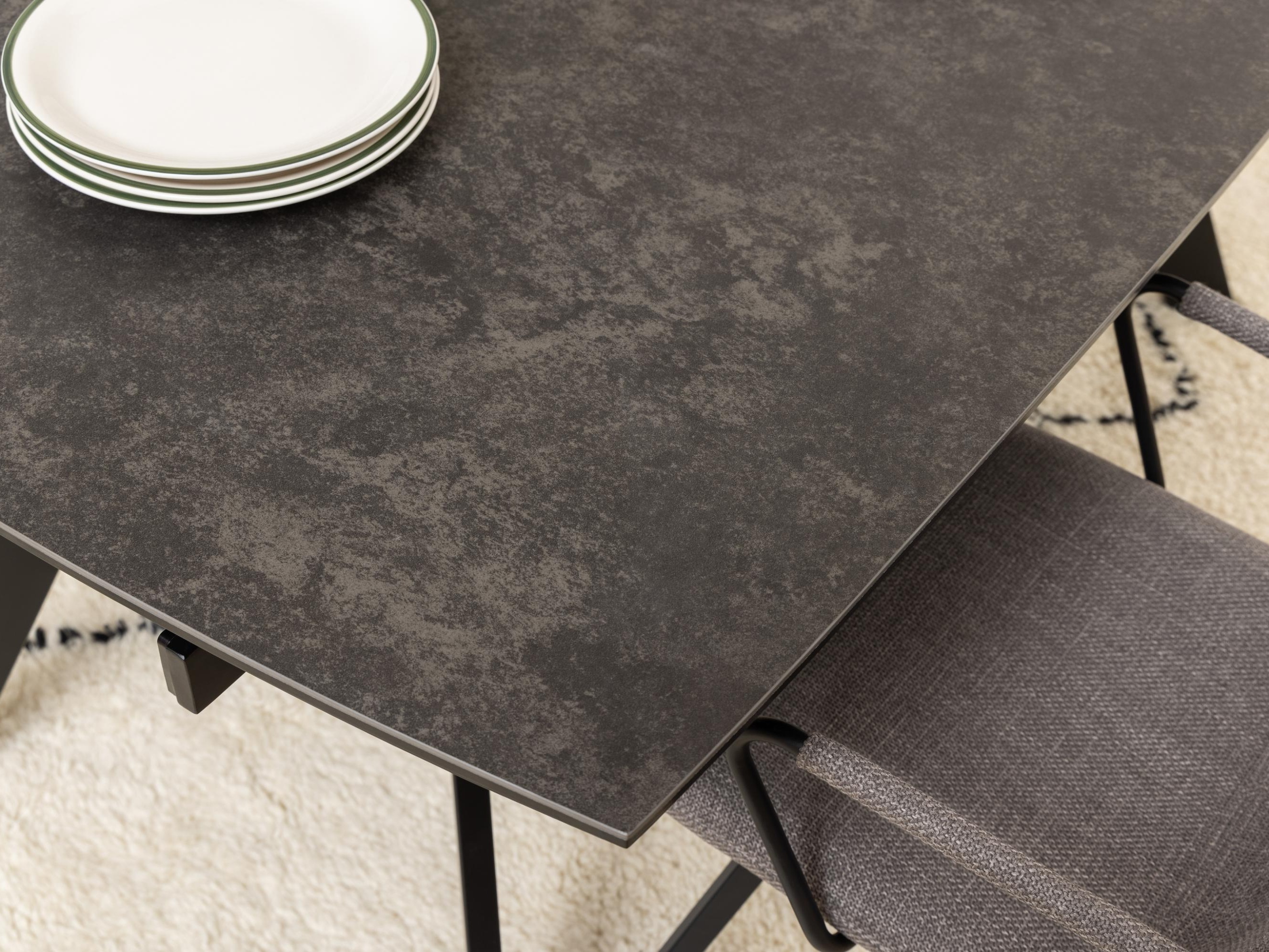 Table Norsica 675