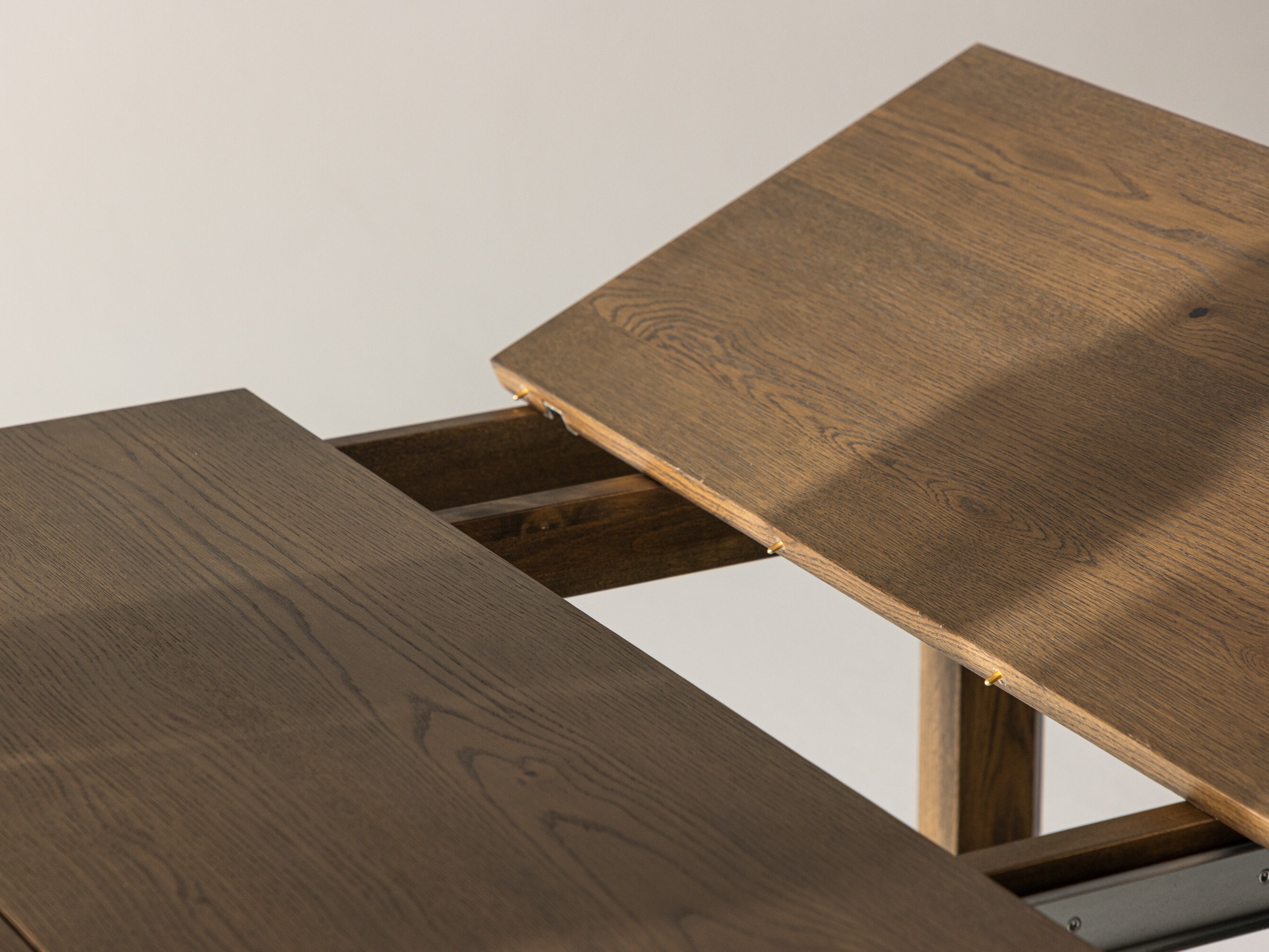Table Dallas 120 (Chêne foncé)