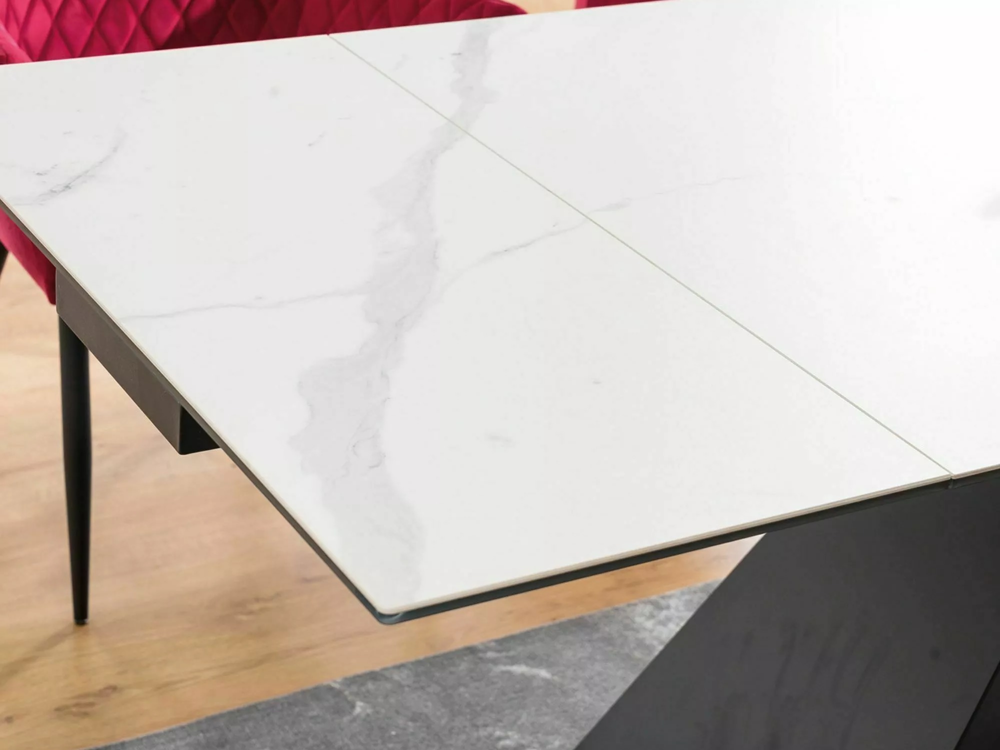 Table Detroit 980