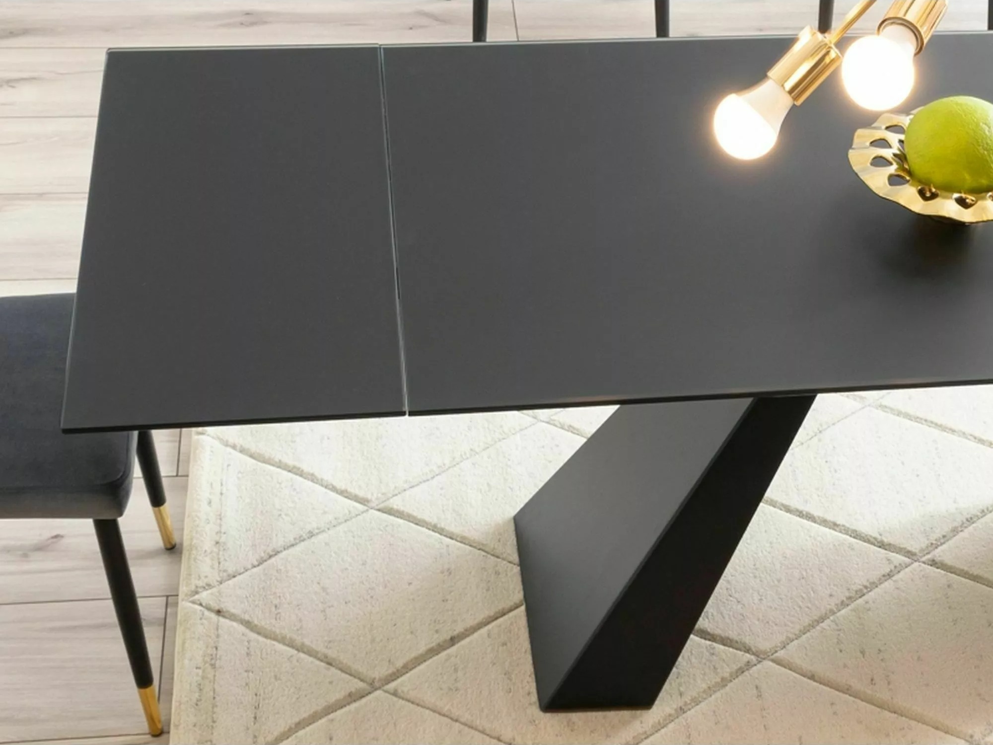 Table Detroit 983