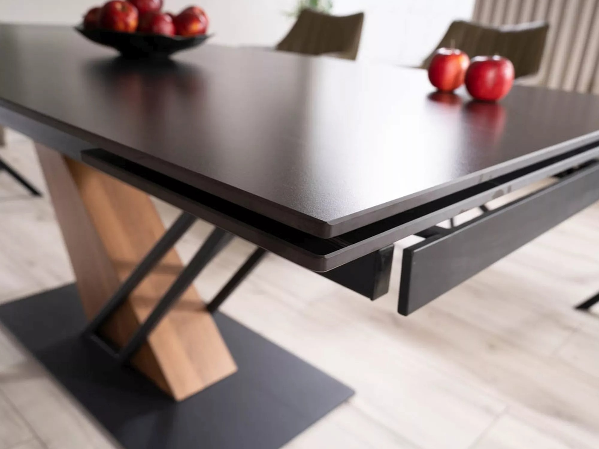 Table Detroit 996 (Marbre noir + Chêne)