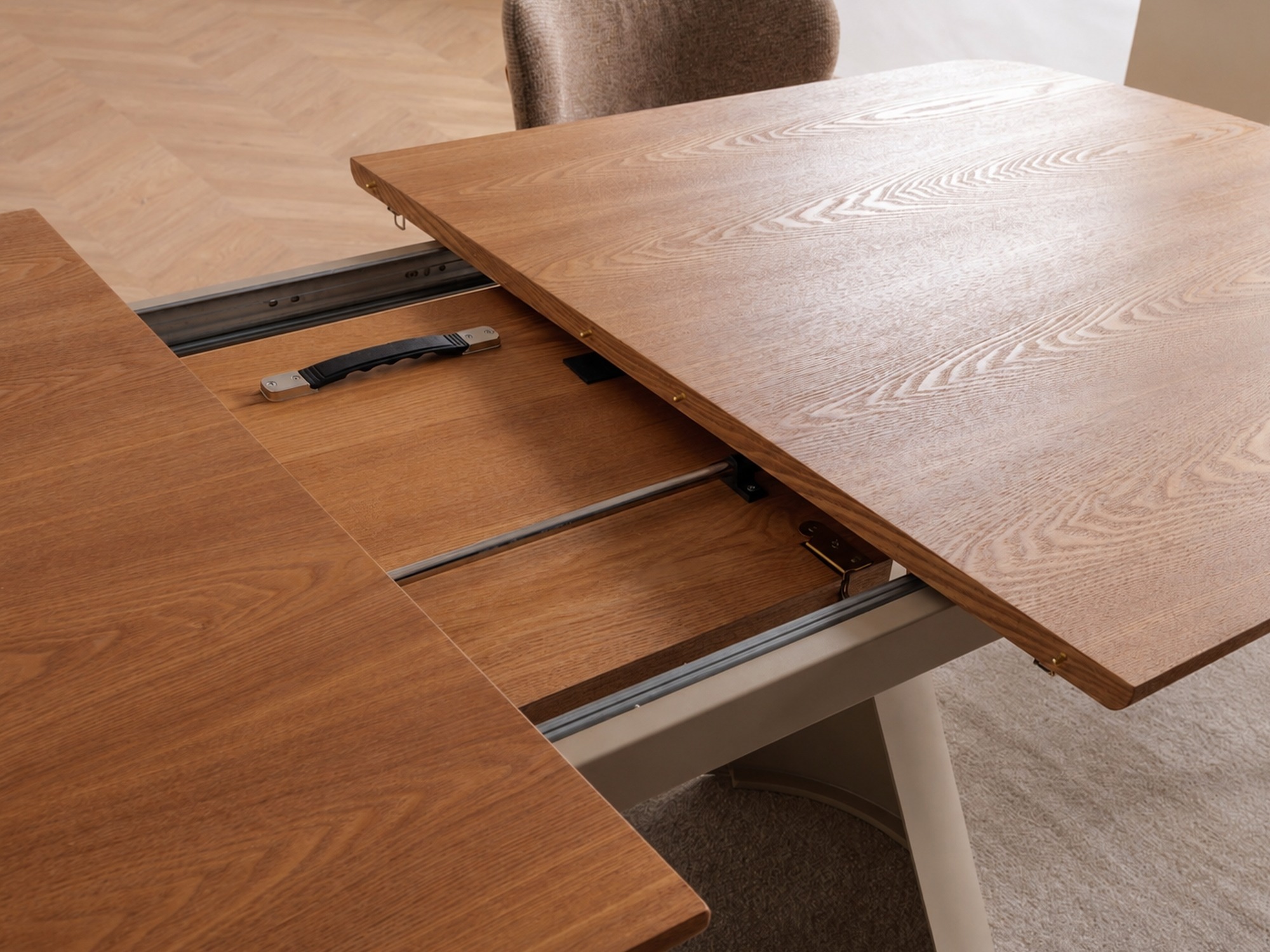 Table Detroit 1076